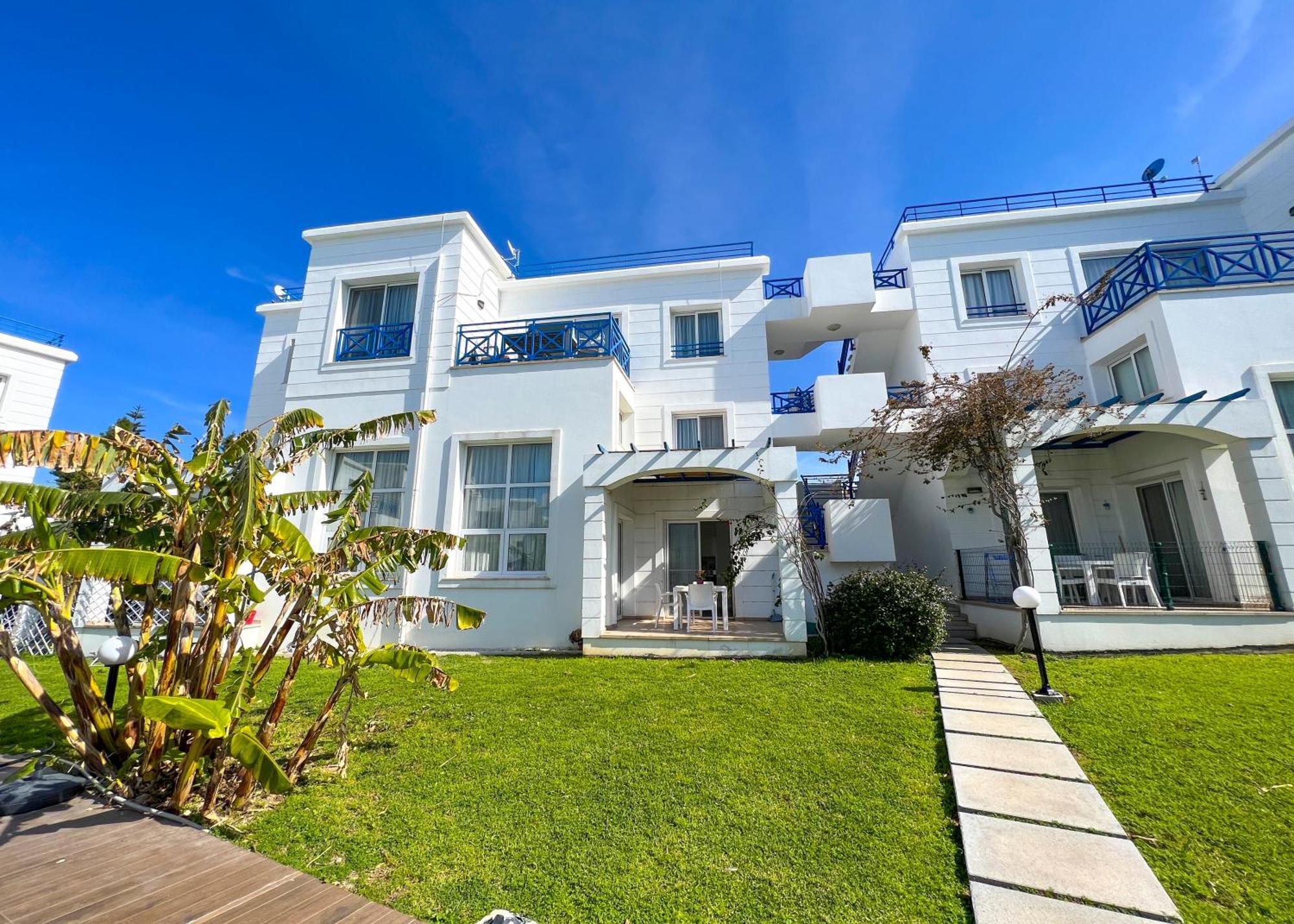 Garden Loft Apt With Pool In Alsancak Kyrenia Кирения Екстериор снимка